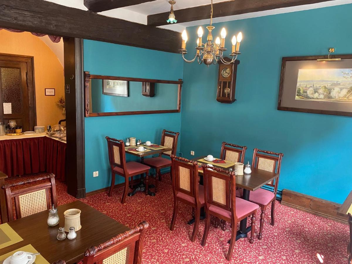 Hotel Garni Am Dippeplatz 크베들린부르크 외부 사진