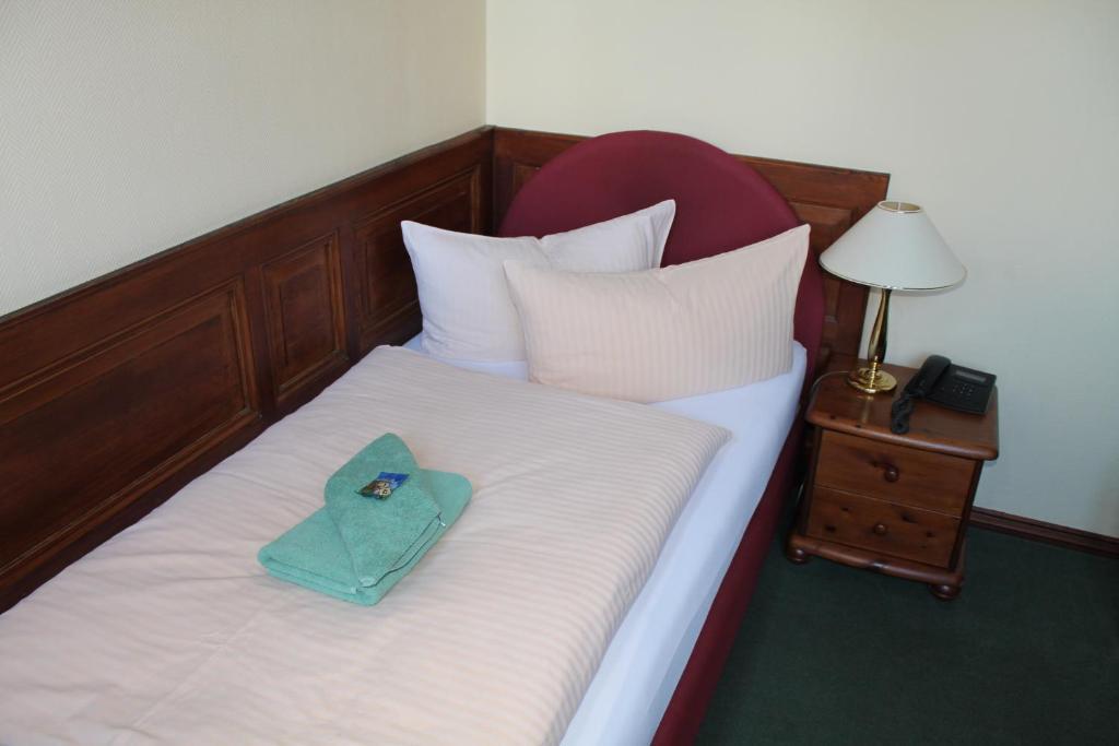 Hotel Garni Am Dippeplatz 크베들린부르크 객실 사진