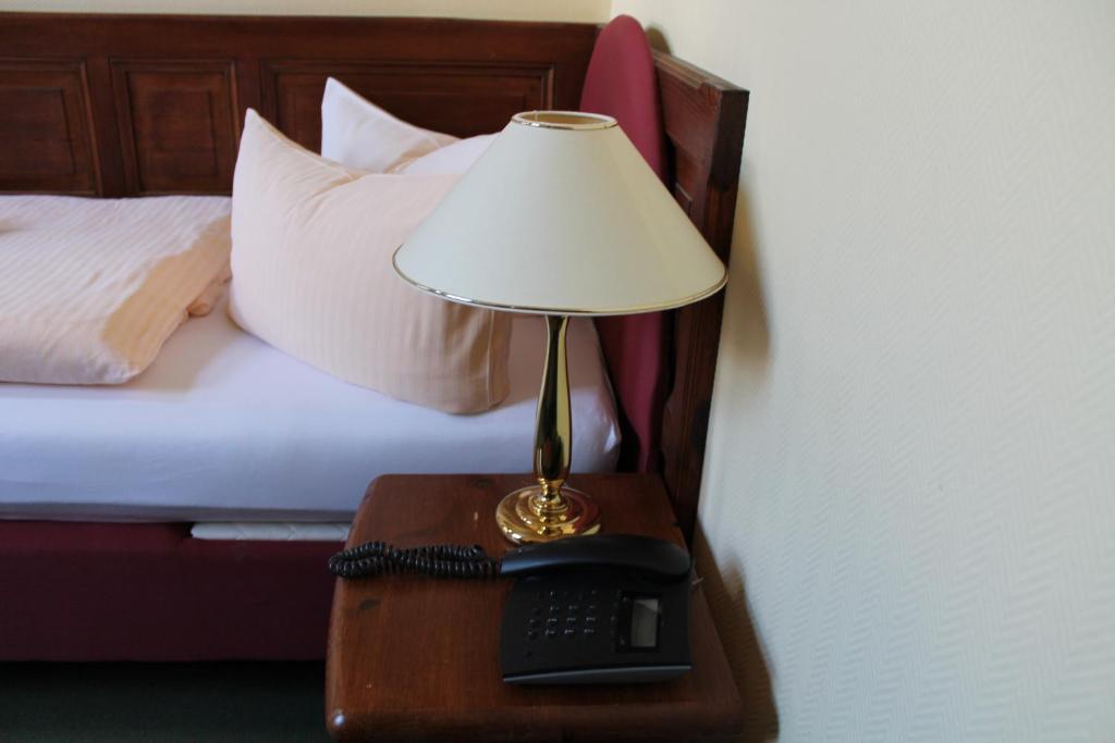 Hotel Garni Am Dippeplatz 크베들린부르크 외부 사진